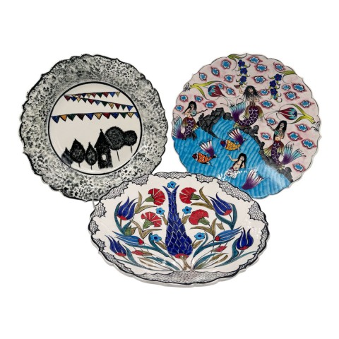 Hand Painted Niksar Plates. Set Of 3